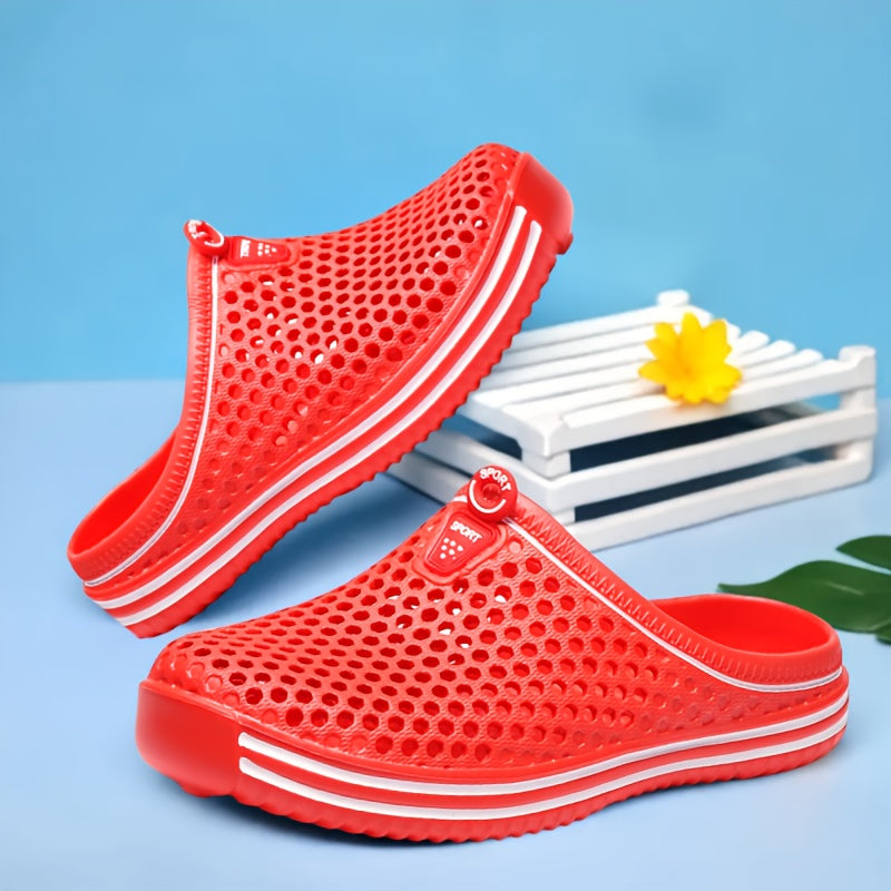 Ayollar uchun qizil EVA slip-on sandalilar, teshikli dizayn bilan