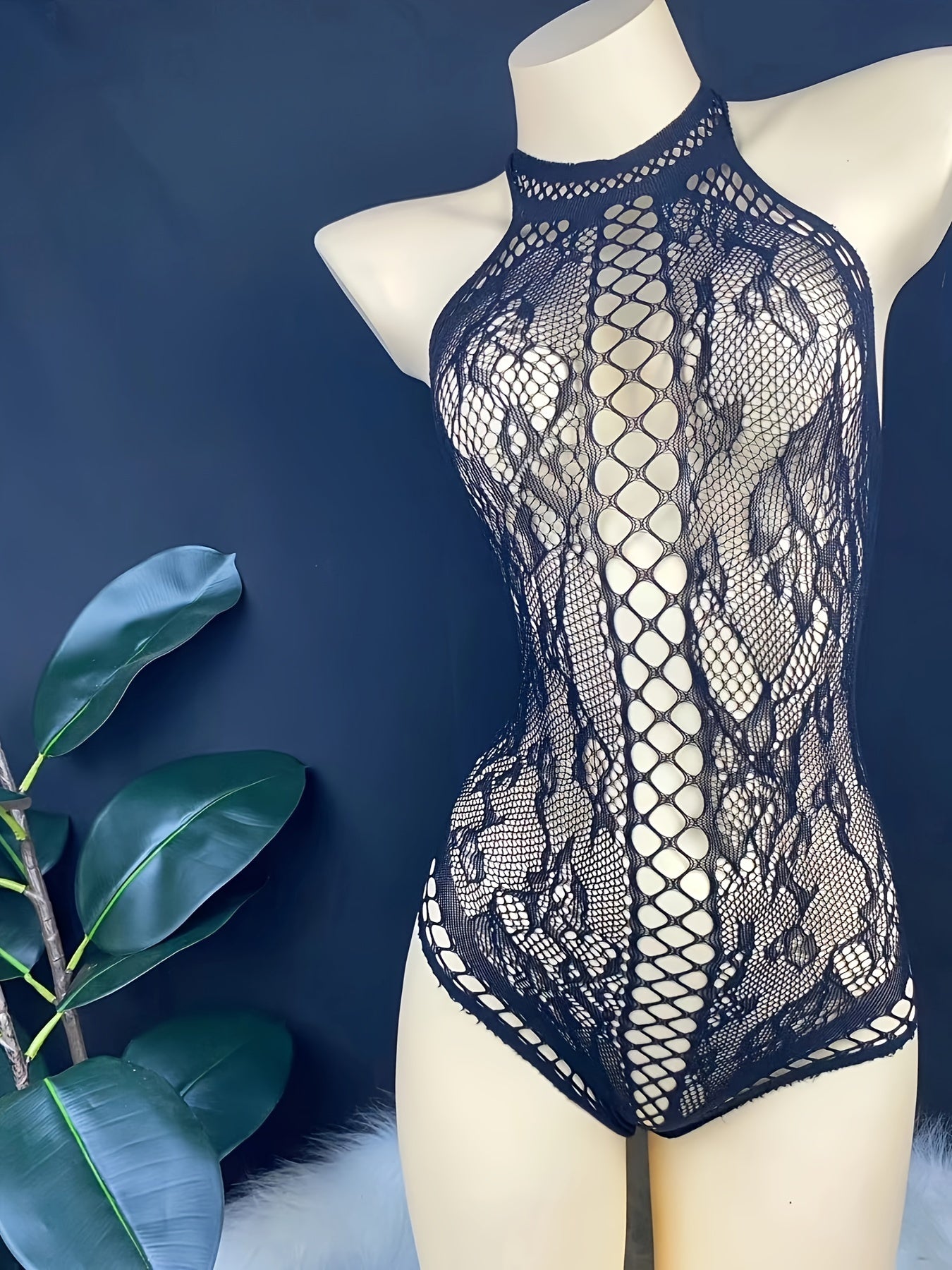 Ayollar uchun zamonaviy dantel bodysuit, bo'sh dizayn va polyamid va to'qimachilik matosidan tayyorlangan tanani shakllantiruvchi korset tepasi bilan.