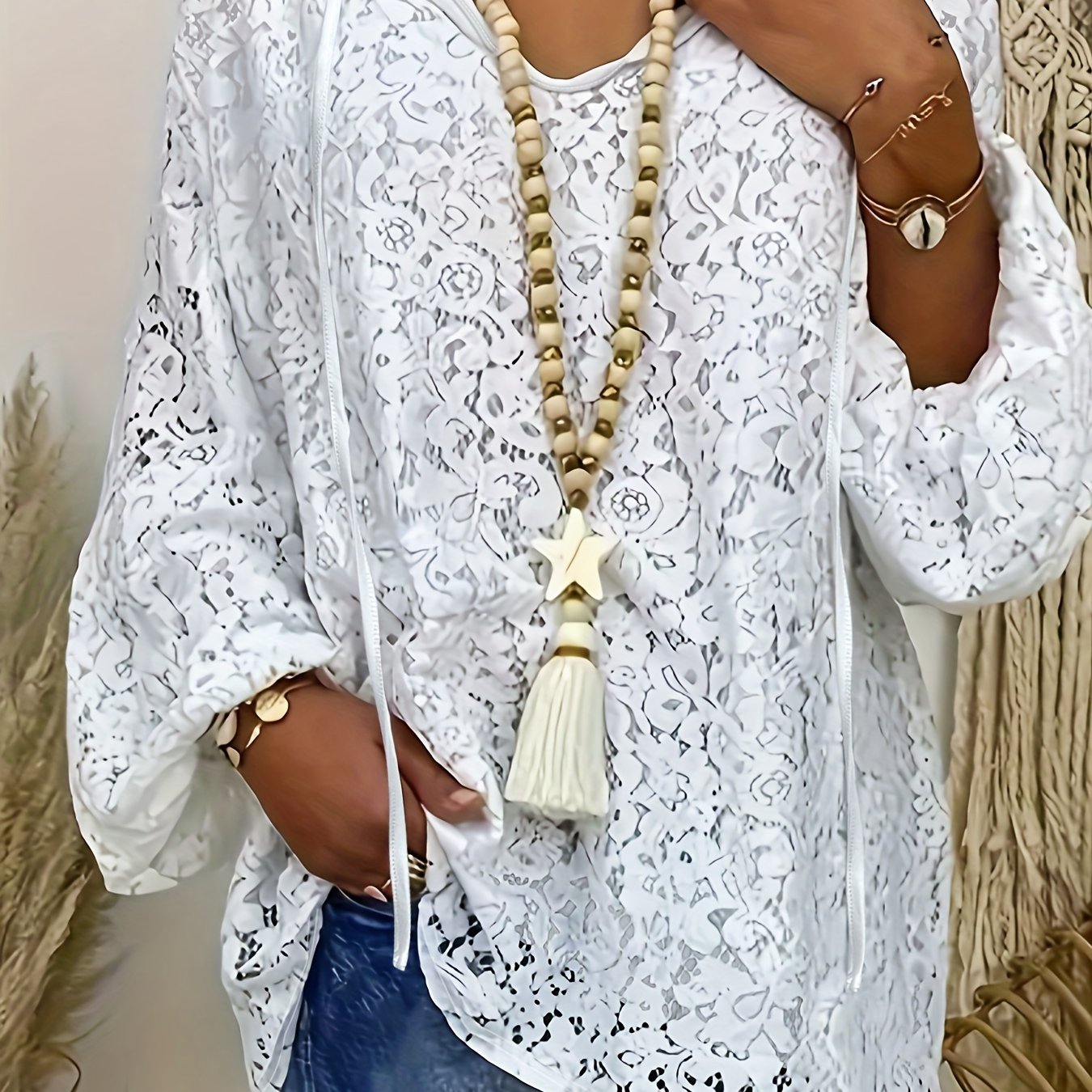 Plus Size White Lace V-Neck Top with Long Sleeves Knit Blouse for Women