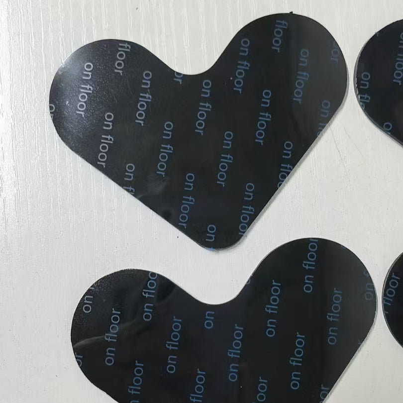 Heart-Shaped Carpet Stickers Set of 4 Anti-Slip Floor Mat Pads Reusable