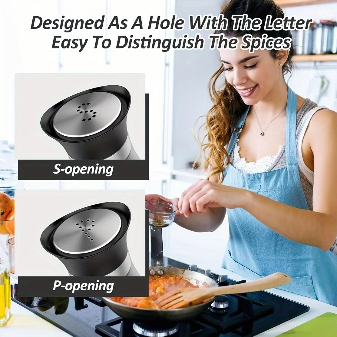 Набор из 4 унциевых стеклянных баночек для соли и перца с крышками из нержавеющей стали, идеально подходящих для кухни, автодома, кемпинга, барбекю. Перезаправляемый дизайн. В наборе две баночки.