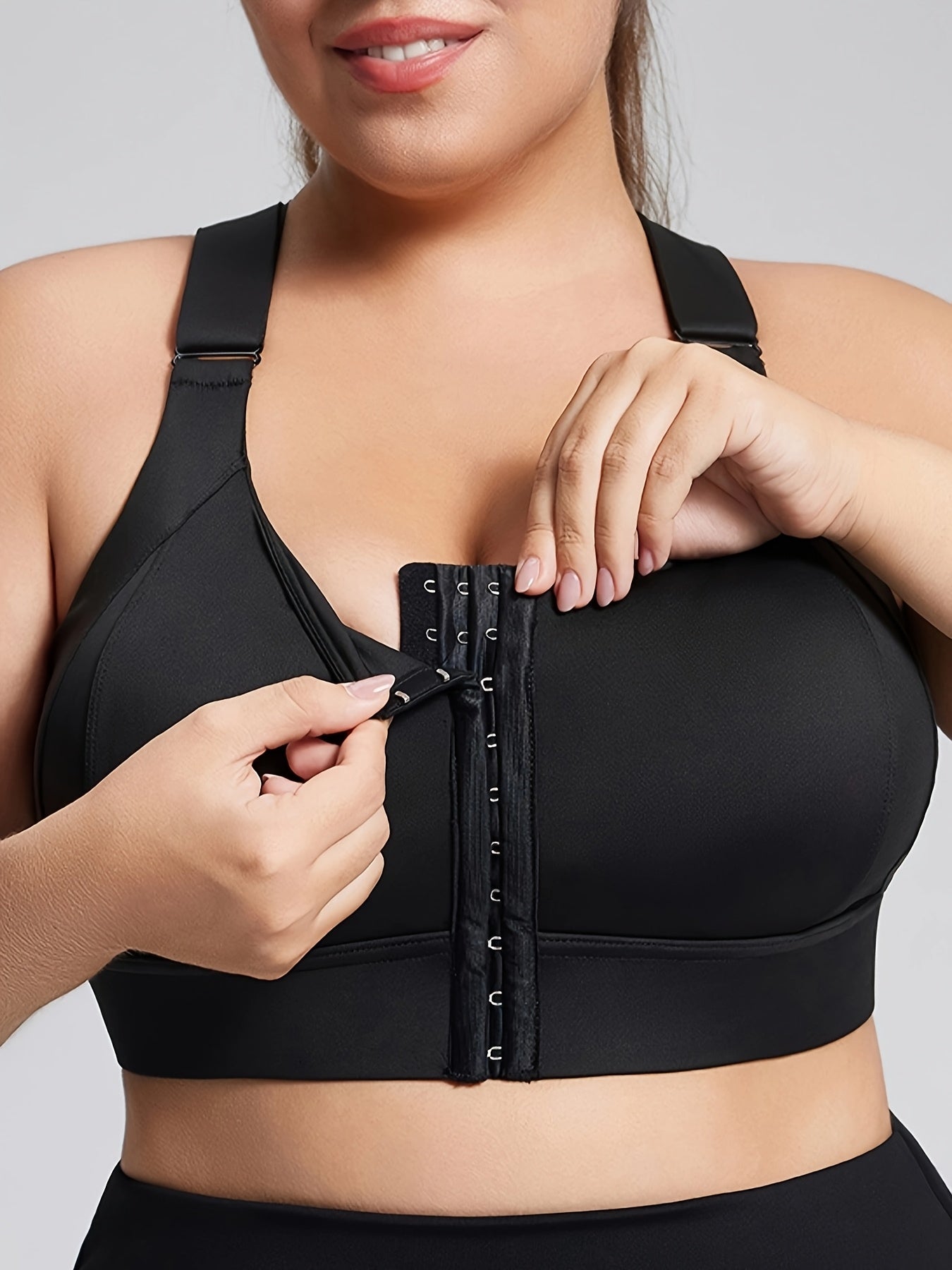 Women's High-Impact Sports Bra with Front Zipper Black for Yoga Running