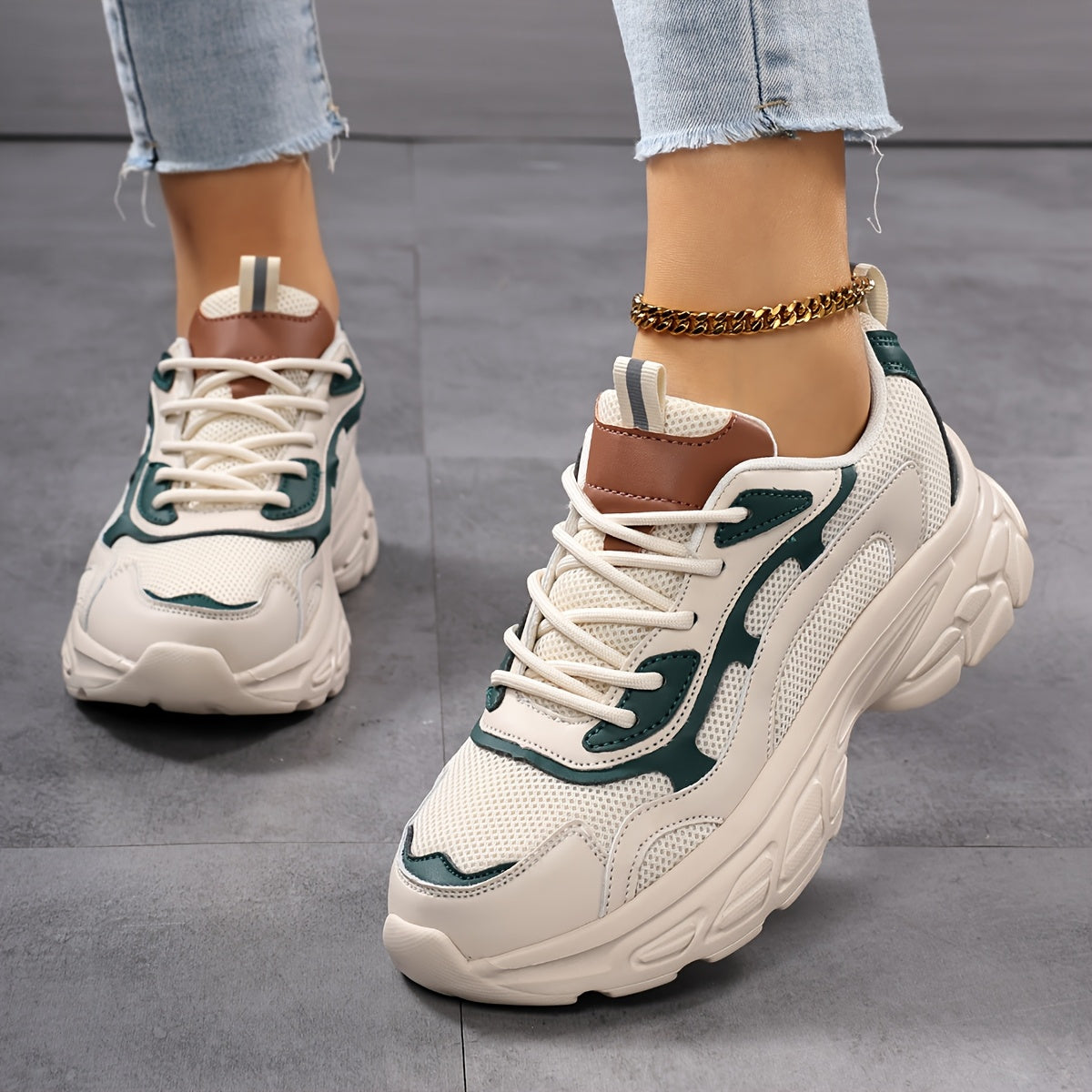 Women's Breathable Mesh Running Shoes with Thick Soles Casual Sneakers for All-Season Outdoor Activities