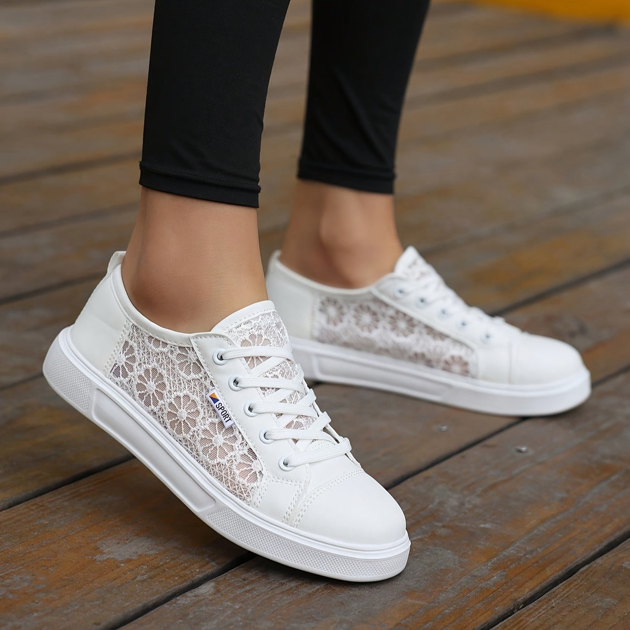 Women's Floral Lace-Up Casual Sneakers Lightweight Breathable Summer Shoes
