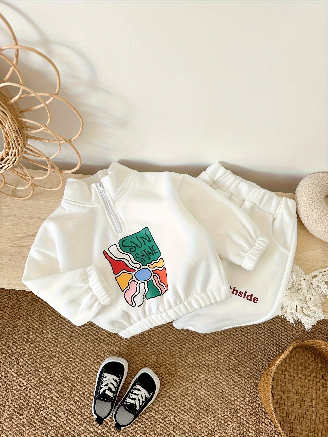 Baby Boys and Girls Winter Cartoon Print Zipper Top and Trousers Set 0-3 Years