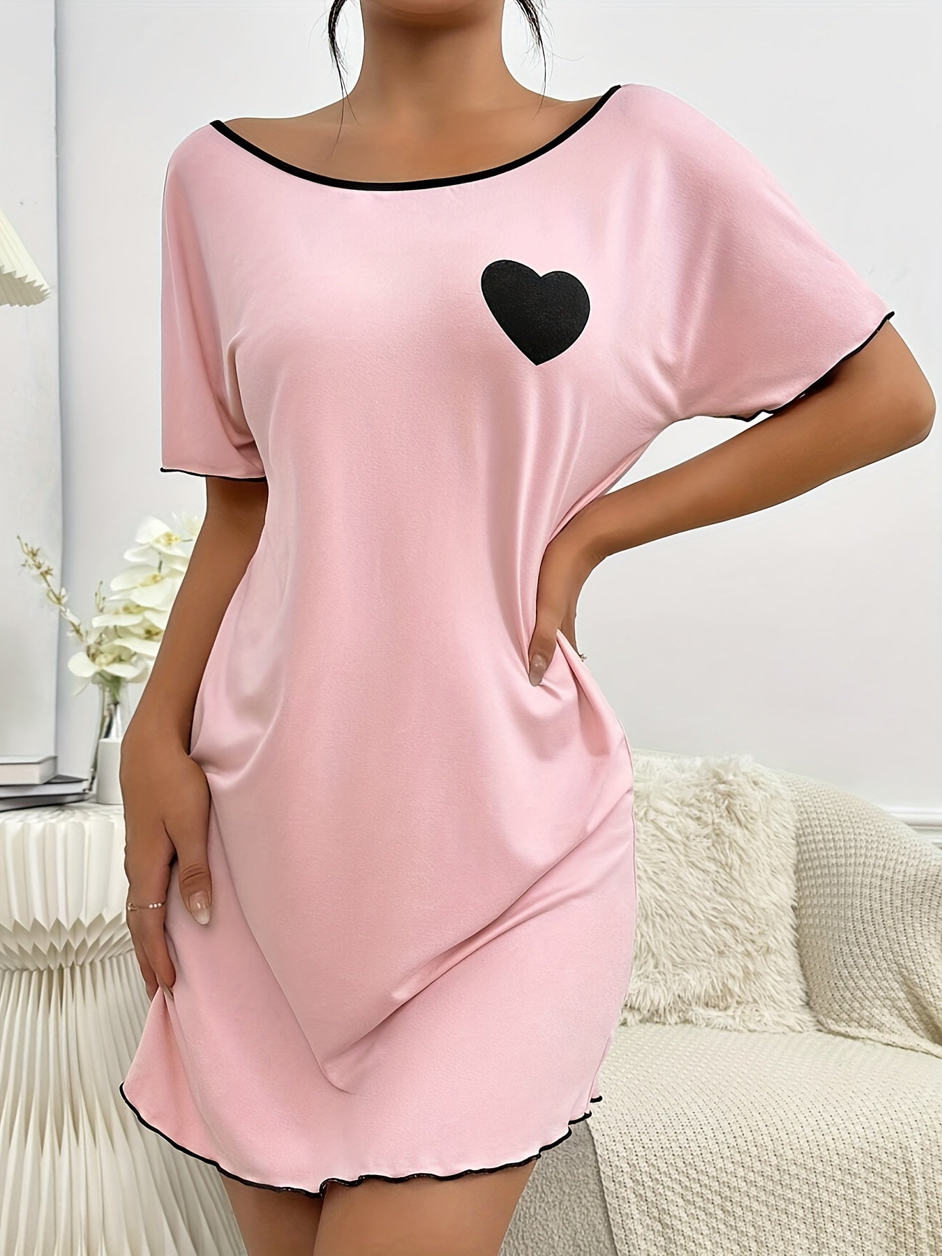 Vestido de dormir para mujer con patrón de corazones, manga corta, cuello redondo, para todas las estaciones