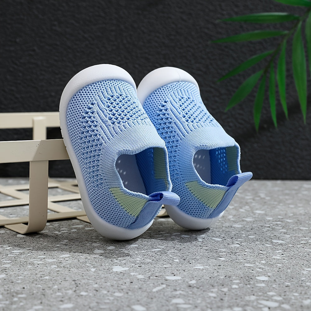 Infant Toddler Knitted Fabric Soft Sole Walking Shoes with Slip-On Style