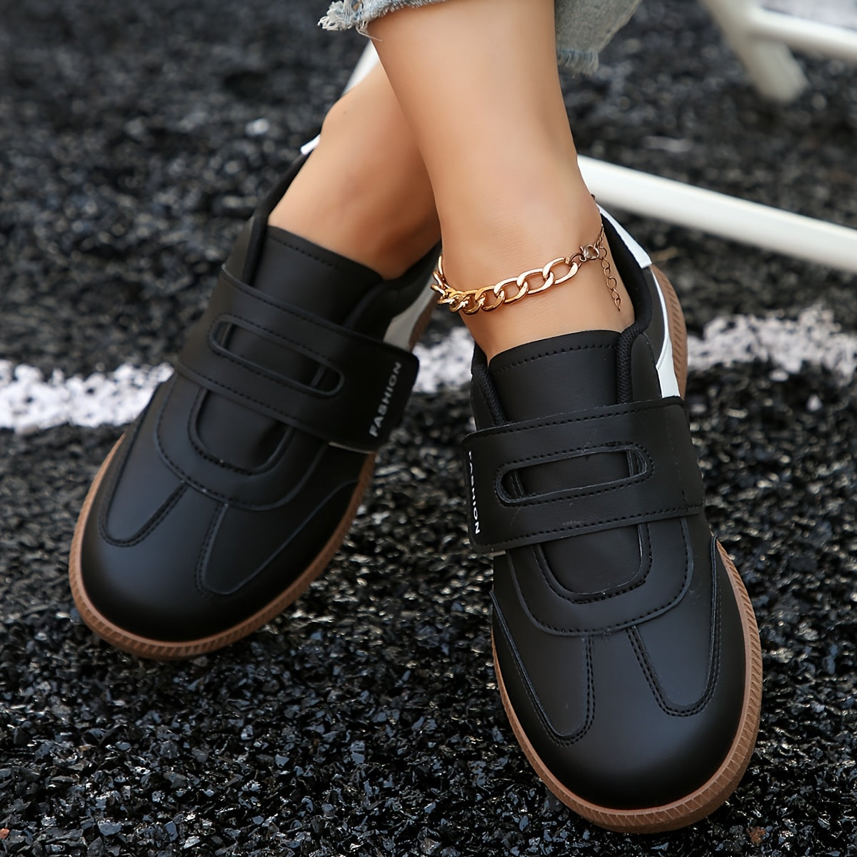 Women's Casual Flat Sneakers Colorblock Black White Spring Autumn Pair