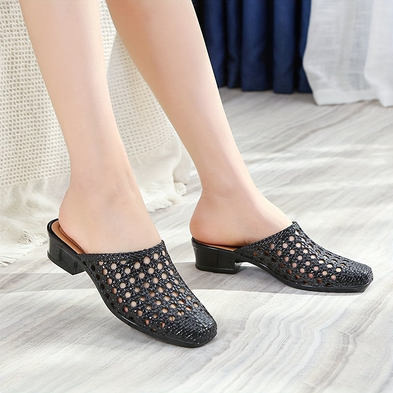 Ayollar uchun yozgi ochiq barmoqli, tekis poyabzal, bej rang, sirpanmaydigan rezina