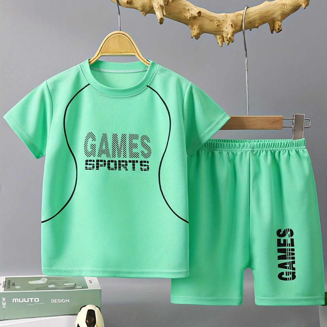 Boys' 2-Piece Quick-Drying Sports Outfit GAMES SPORTS Print T-Shirt and Shorts for Summer Outdoor Activities