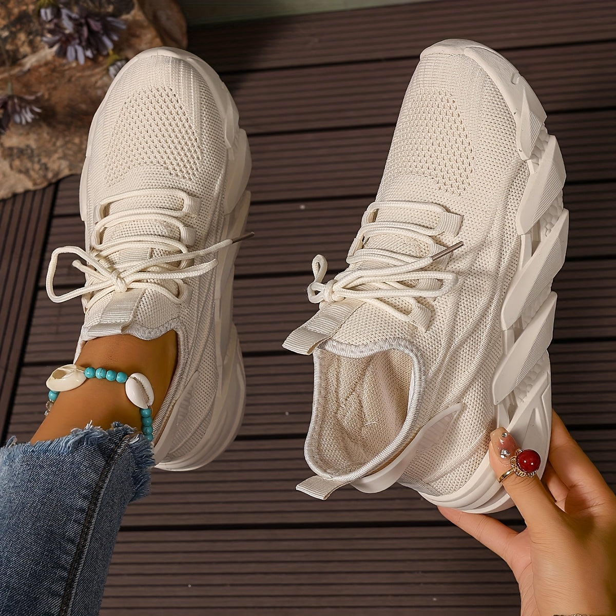 Ayollar uchun nafas oladigan, engil, pushti rangli trikotaj sport poyafzallari, pastki qismi, kundalik yurish va yugurish uchun mos