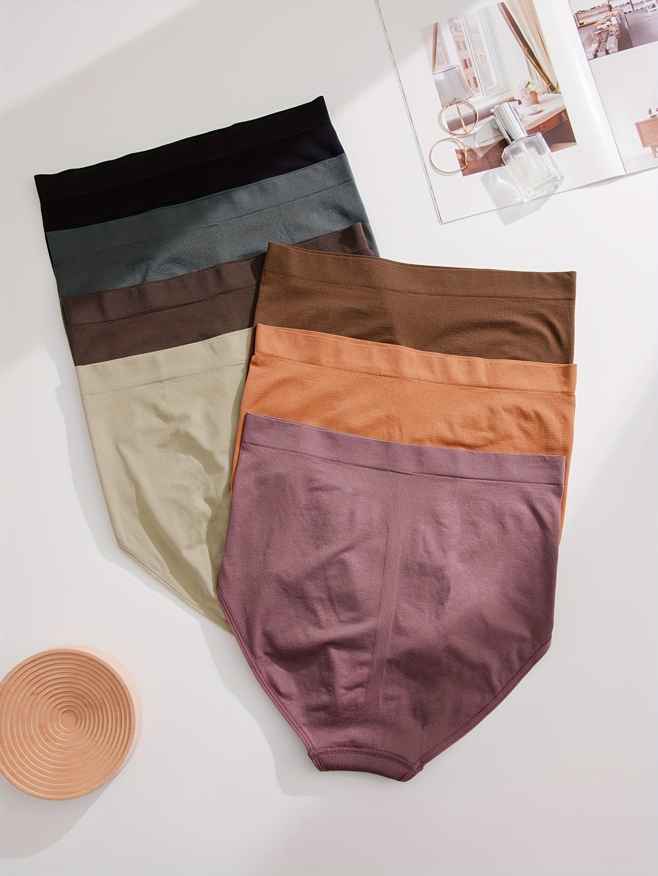 7-Pack Women's Seamless Plus Size Panties Soft Breathable Elastic Waistband