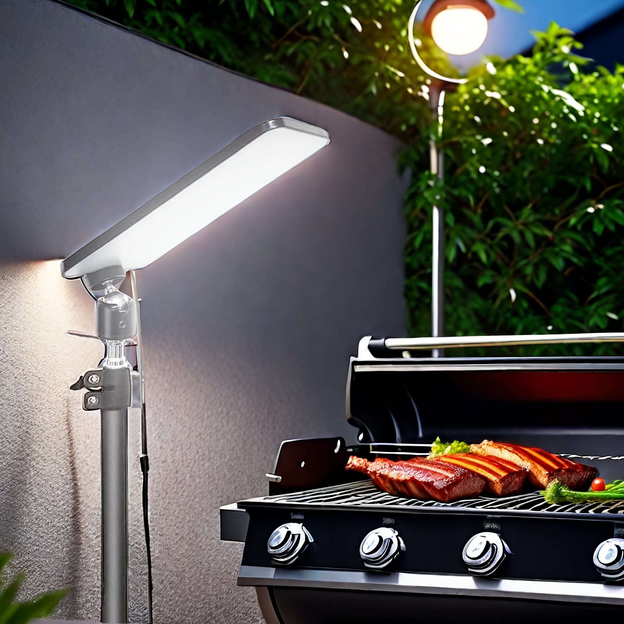 Linterna de camping LED portátil con soporte telescópico, alimentada por USB, resistente al agua y duradera de metal