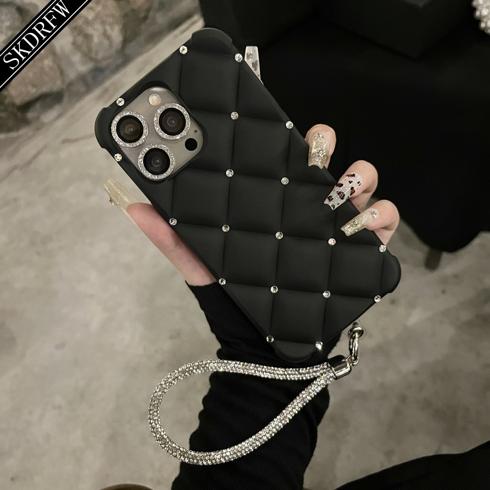 Skin-Like Lady Style Phone Case for iPhone with Rhinestone Bracelet and Anti-Fall Protection