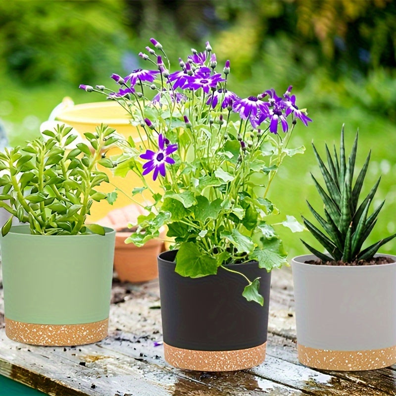 Set of 4 Modern Plastic Flower Pots with Drainage Holes 12.7cm Indoor Outdoor