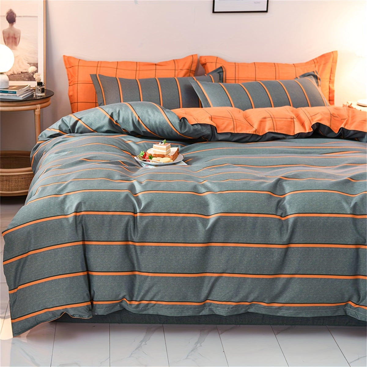 Polyester Duvet Cover Set with Striped Print Bedding Includes Soft Pillowcases for Bedroom or Guest Room