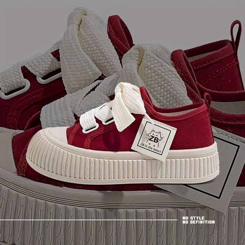 Кроссовки для женщин однотонного цвета с шнуровкой, идеальны для повседневной уличной носки.