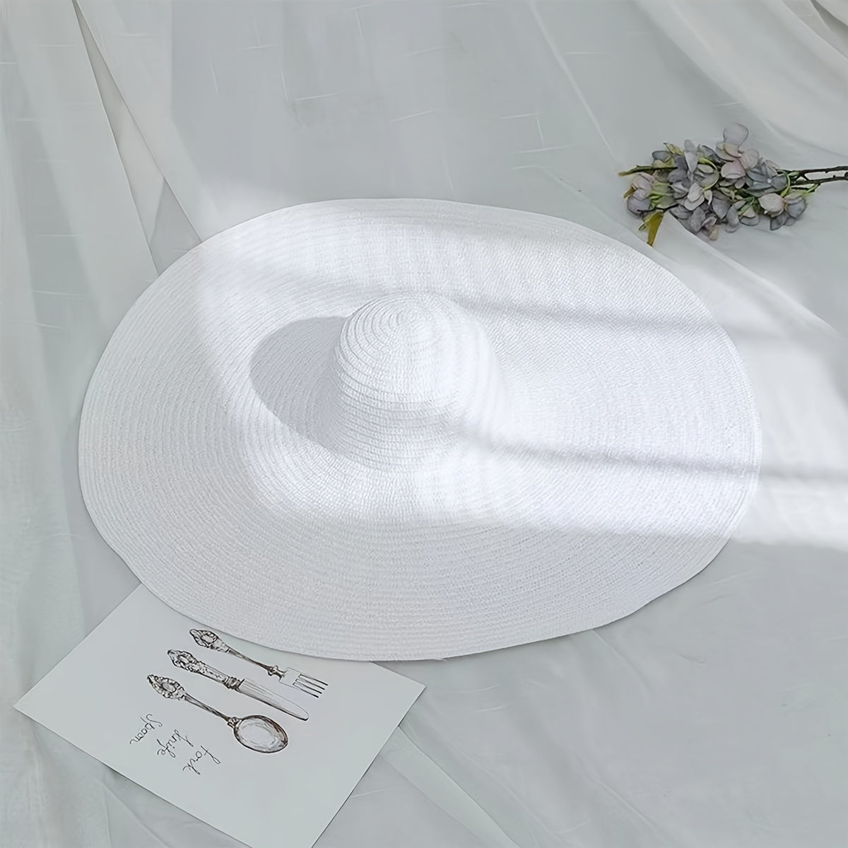 Foldable Black Straw Sun Hat with Wide Brim UV Protection for Beach Travel