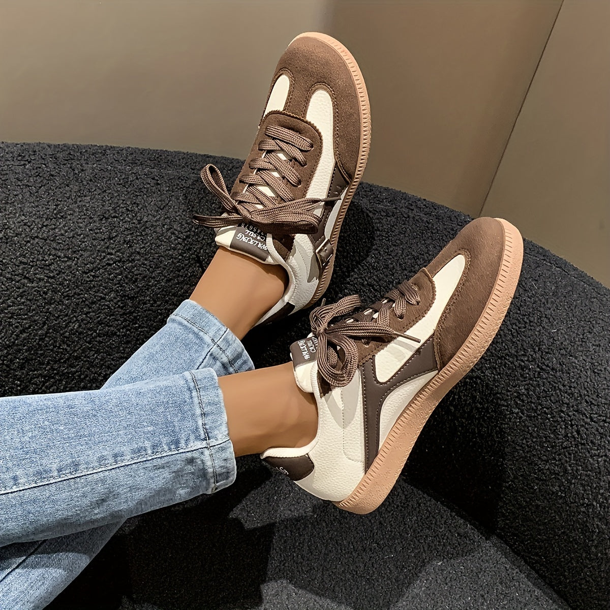 Women's Two-Tone Casual Mesh Sneakers with Strap Accents Low-Top Lace-Up Shoes