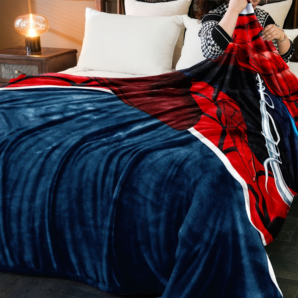 Soft Plush Spider-Man Throw Blanket for Couch Bed Travel Car Use