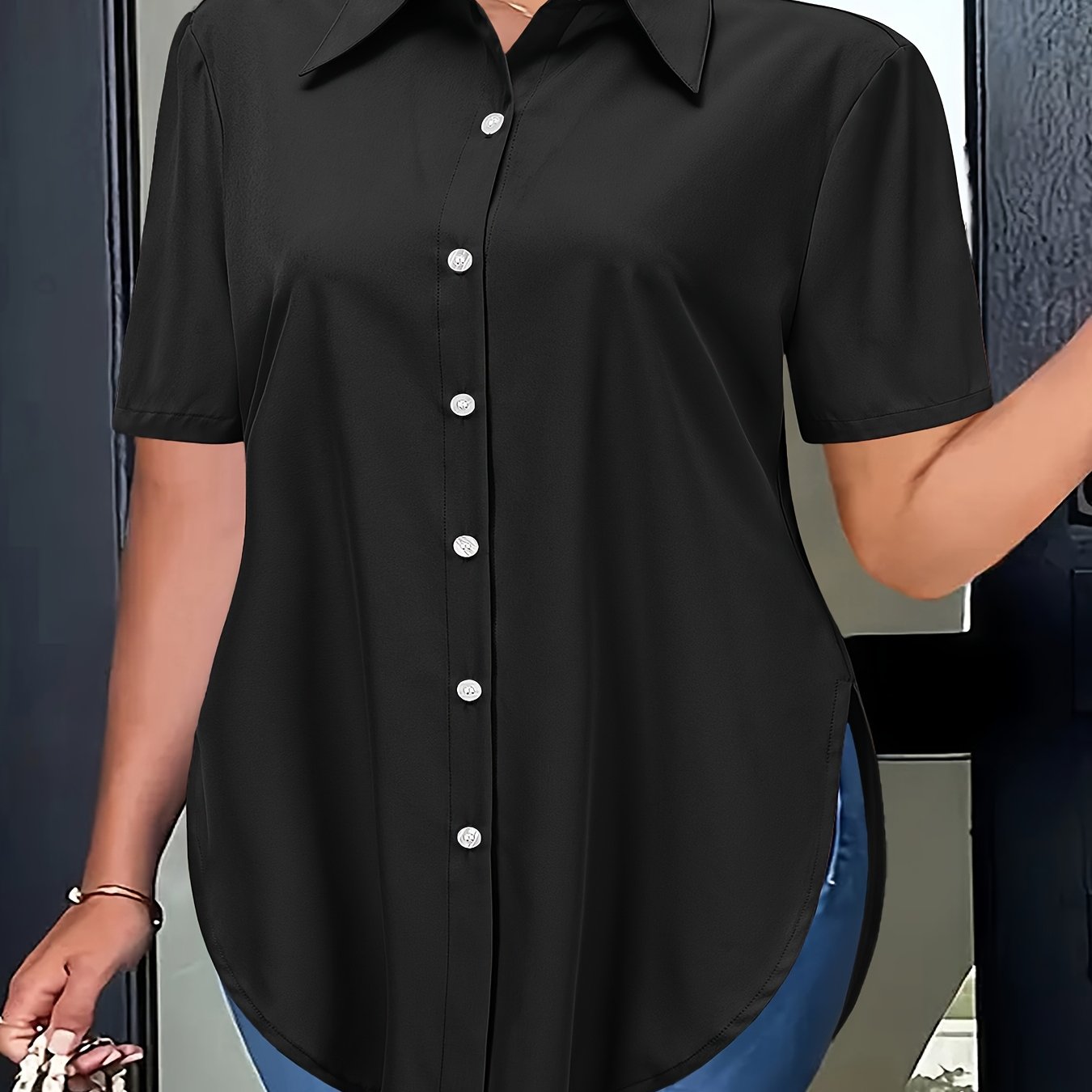 Ayollar uchun keng model polyester kundalik qisqa ko'ylak, lapel yengli ko'ylak