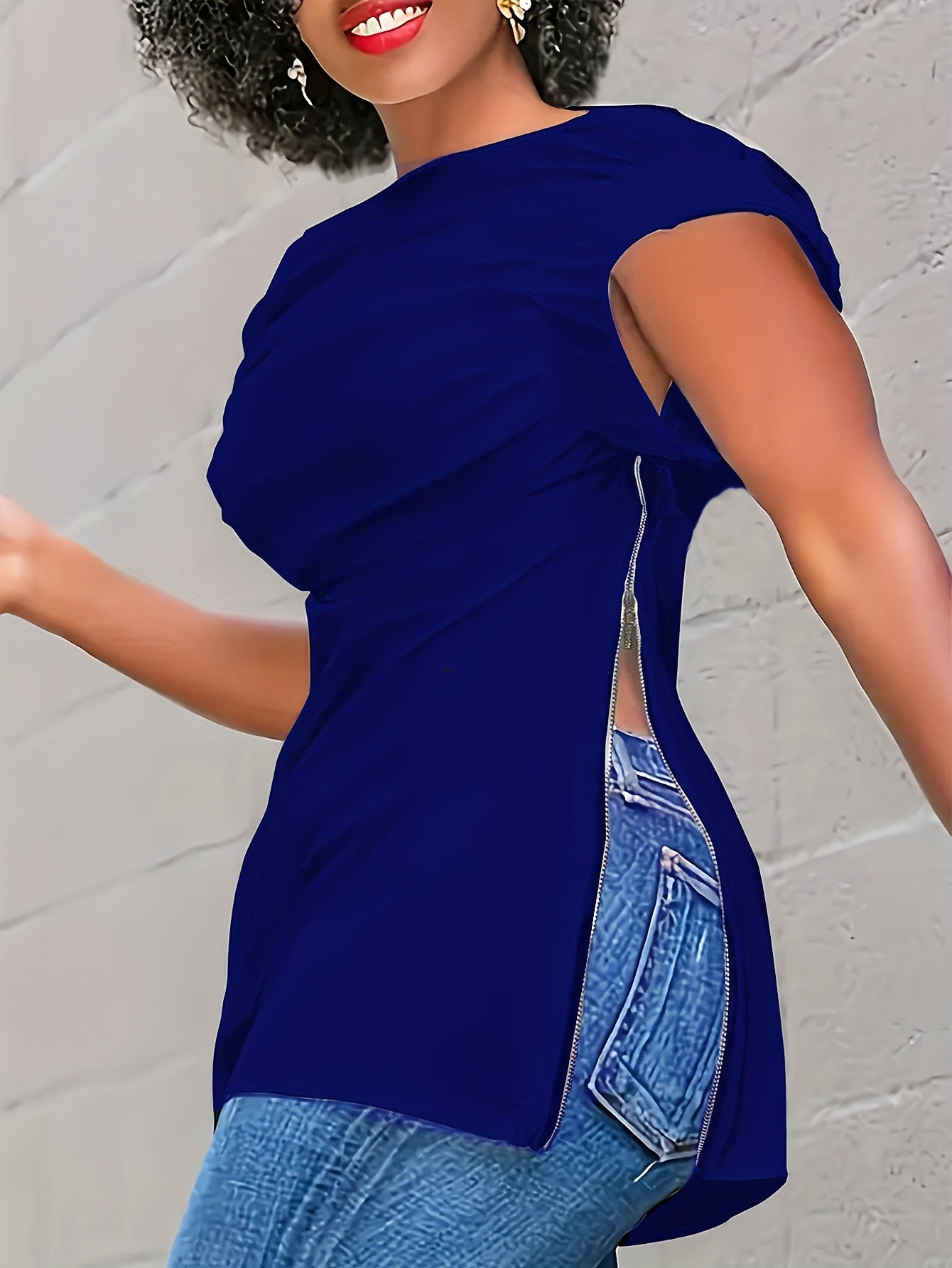 Plus Size Women's Short Sleeve T-Shirt with Zipper Breathable Red