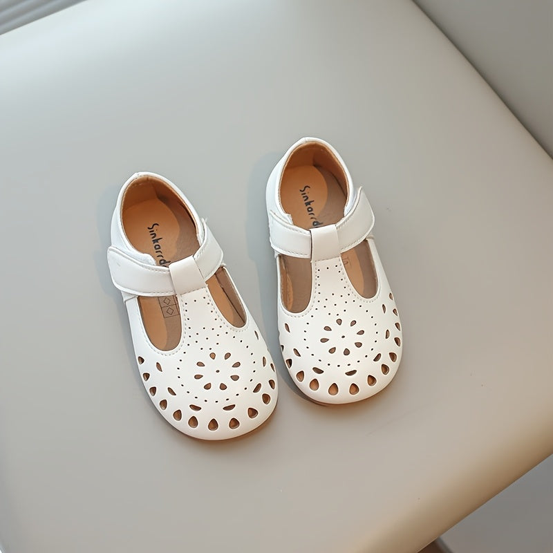 Oq Mary Jane qizlar poyabzallari, partiyalar va norasmiy kiyimlar uchun qopqoq va lenta bilan.