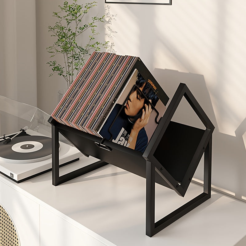 Rustik yog'och va metall vinil rekord saqlash uskunasi, vintage yog'och donasi tuzilishini ko'rsatadigan CD/DVD tashkilotchisi. Uy javonida media ko'rsatish va to'plam uchun mustahkam dizayn.