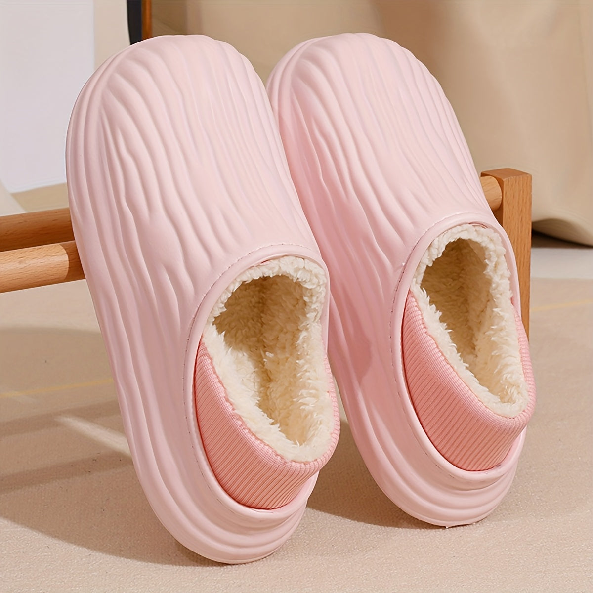 Unisex Winter Non-Slip Plush Indoor Slippers Warm Comfortable Thick Bottom