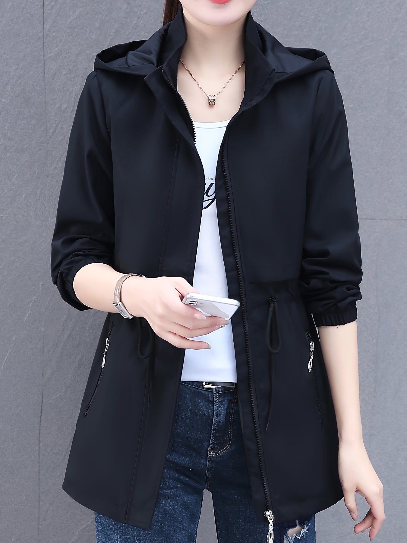 Chaqueta casual ligera con capucha de poliéster de talla grande para mujer para primavera y otoño