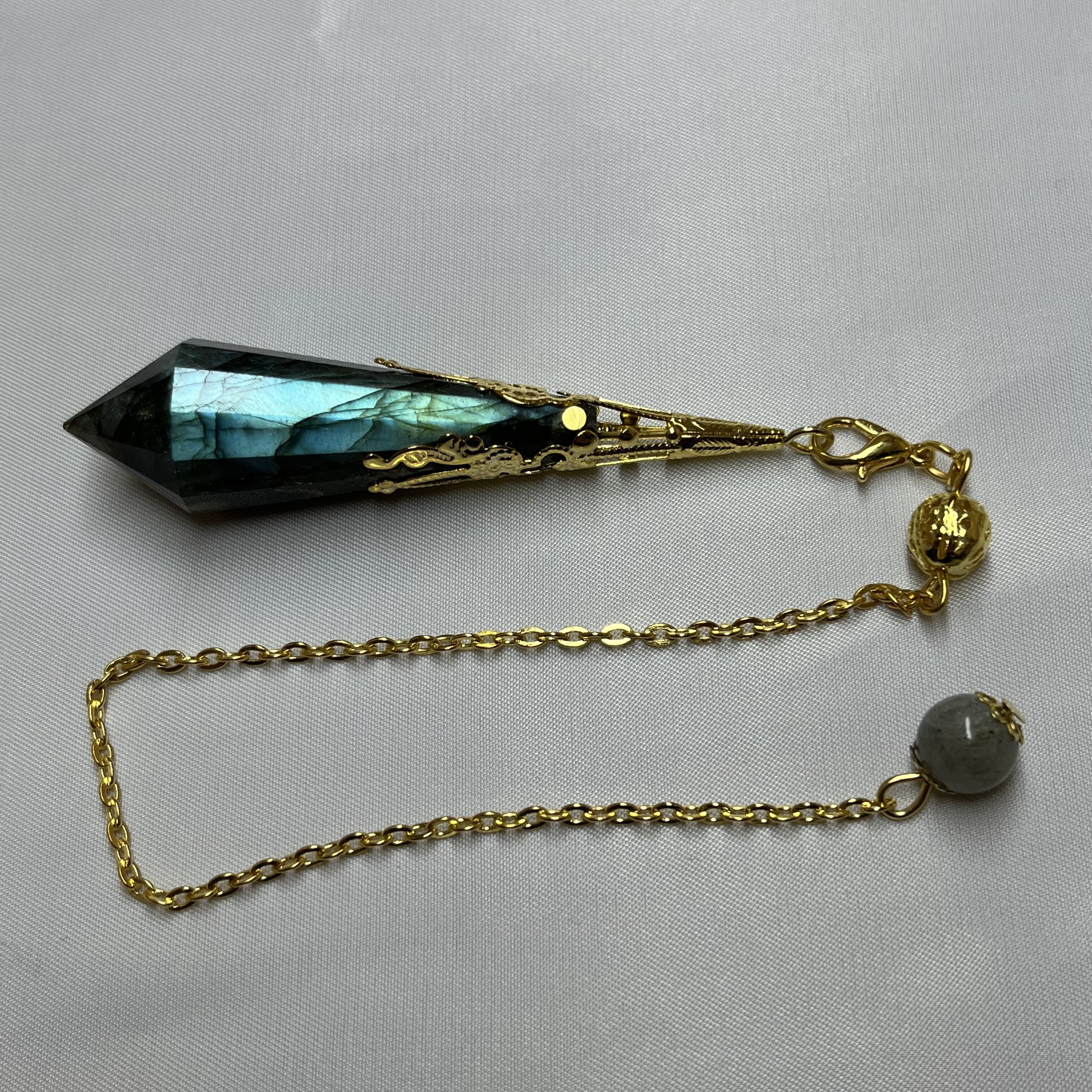 Natural Labradorite Pendulum One-Piece Crystal Healing Tool