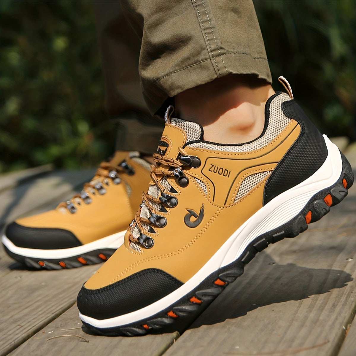 Men's Breathable Lace-Up Sneakers for Hiking Casual Outdoor Shoes