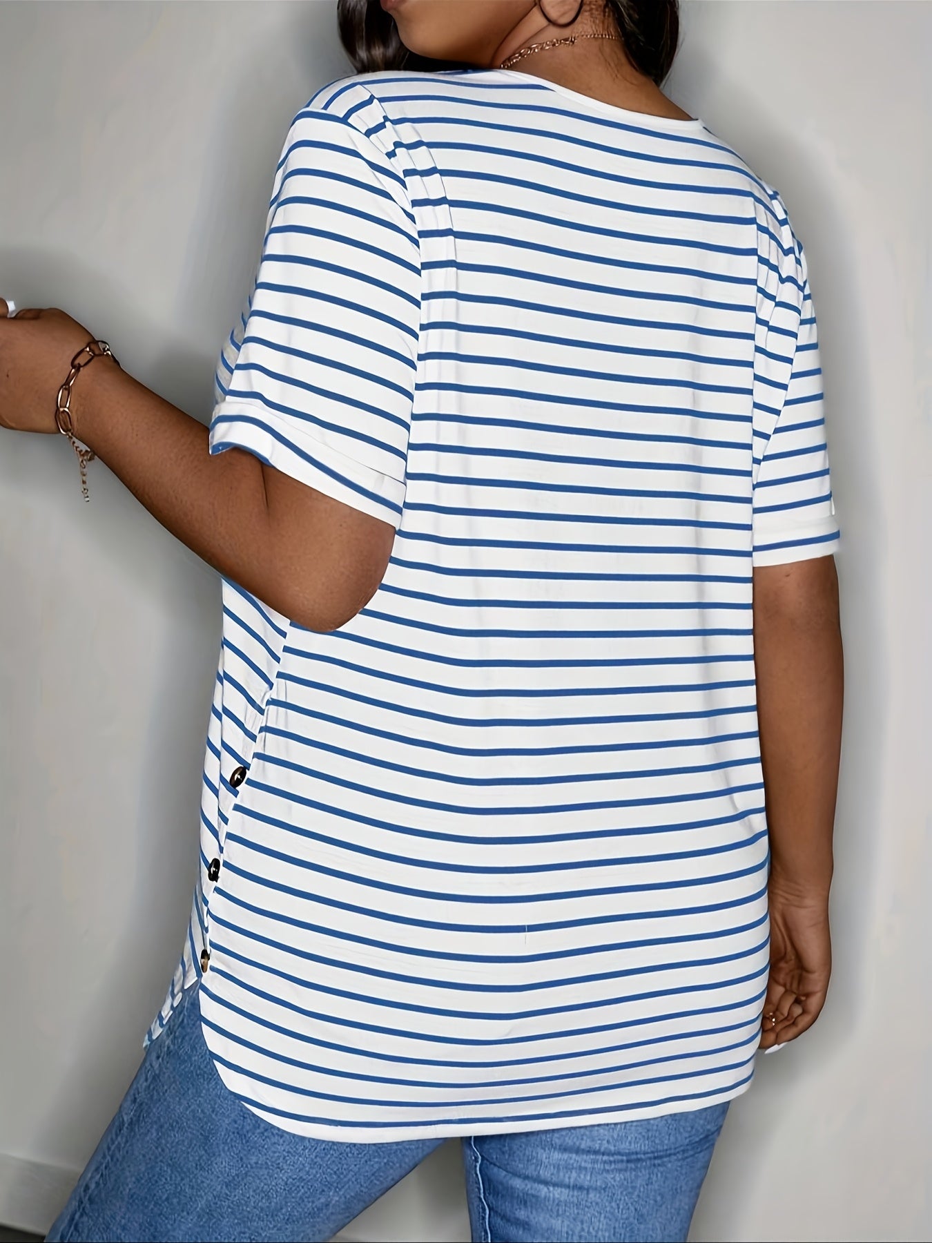 Women’s Plus Size Striped T-Shirt White Blue Short Sleeve Casual Top