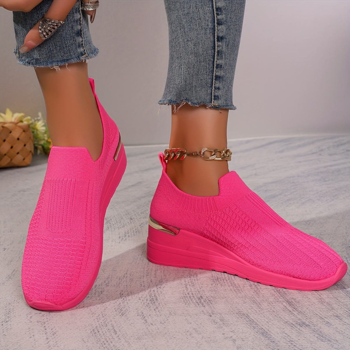 Women’s Pink Mesh Slip-On Casual Shoes Non-Slip Rubber Sole