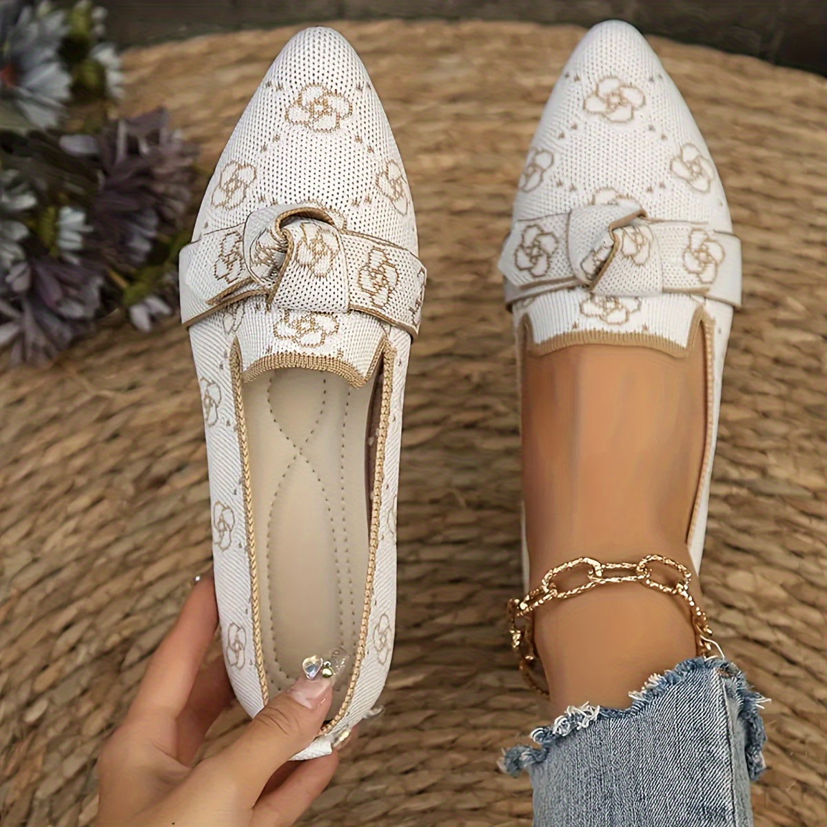 Women Breathable Printed Flats with Pointed Toe Comfortable Shoes