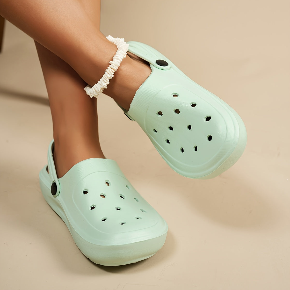 Unisex EVA Slip-On Clogs Lightweight Non-Slip Indoor Outdoor Garden Shoes