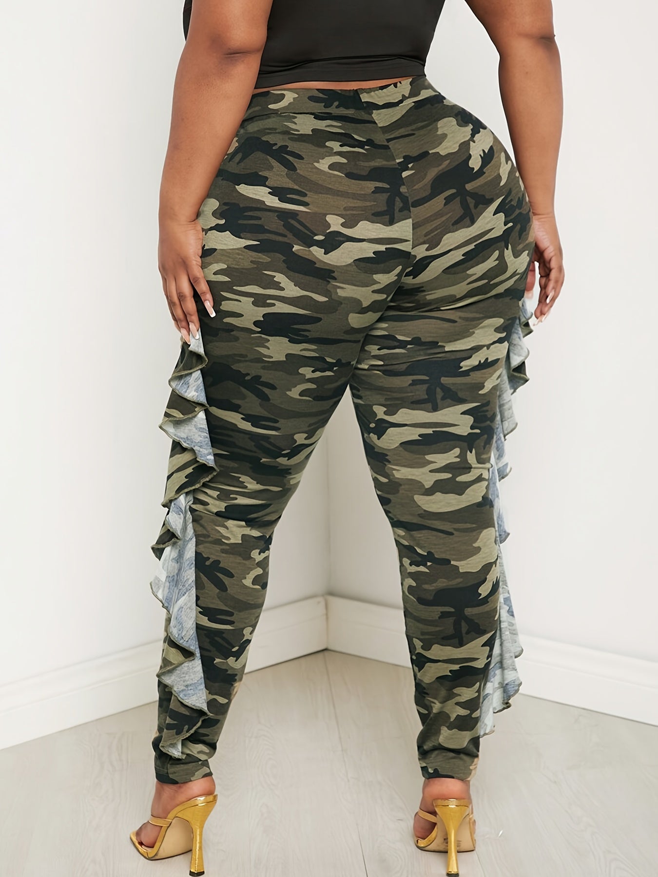Plus Size Women's High-Waisted Camouflage Leggings Non-See-Through Warm Trousers