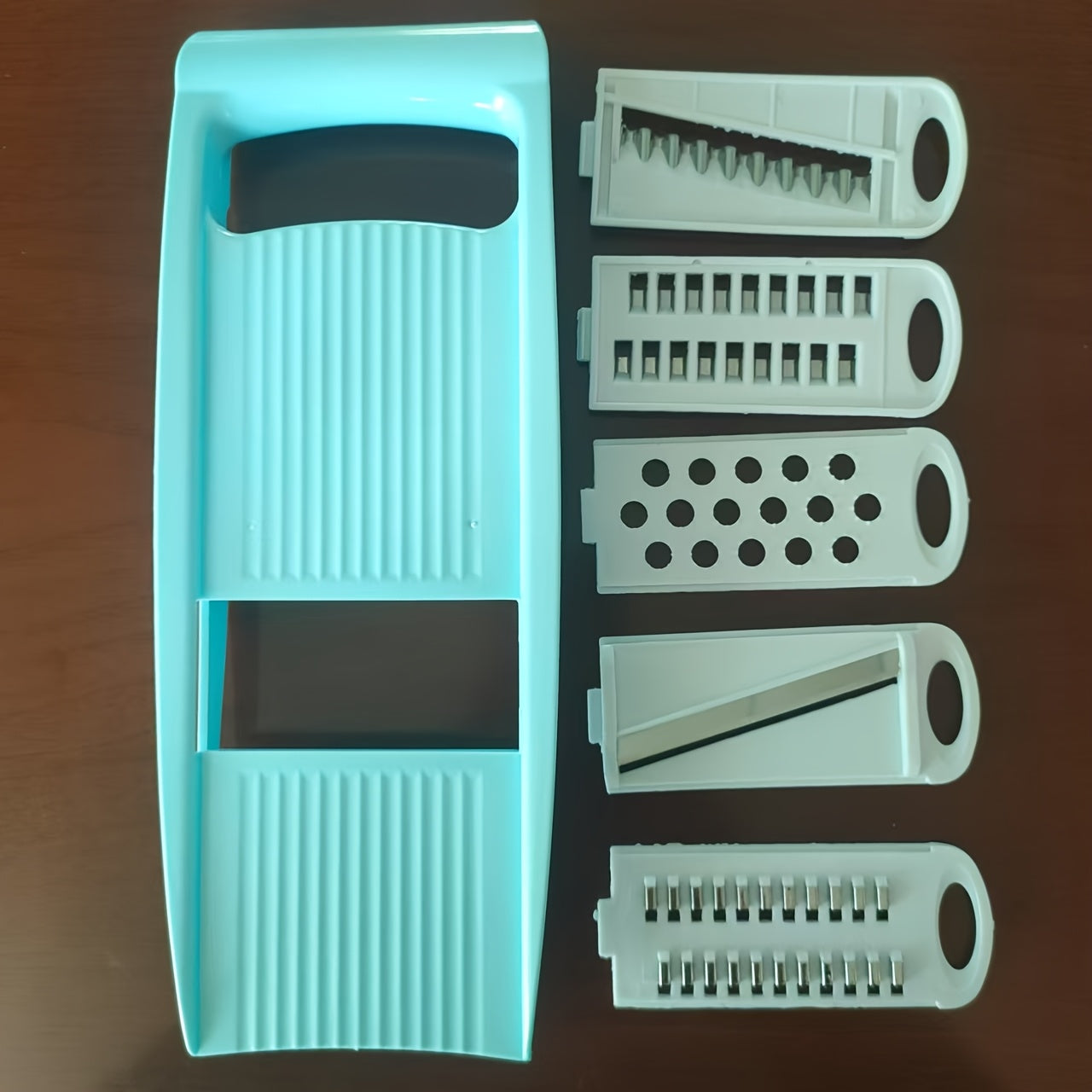 Manual vegetable slicer and grater set with interchangeable blades for slicing and grating