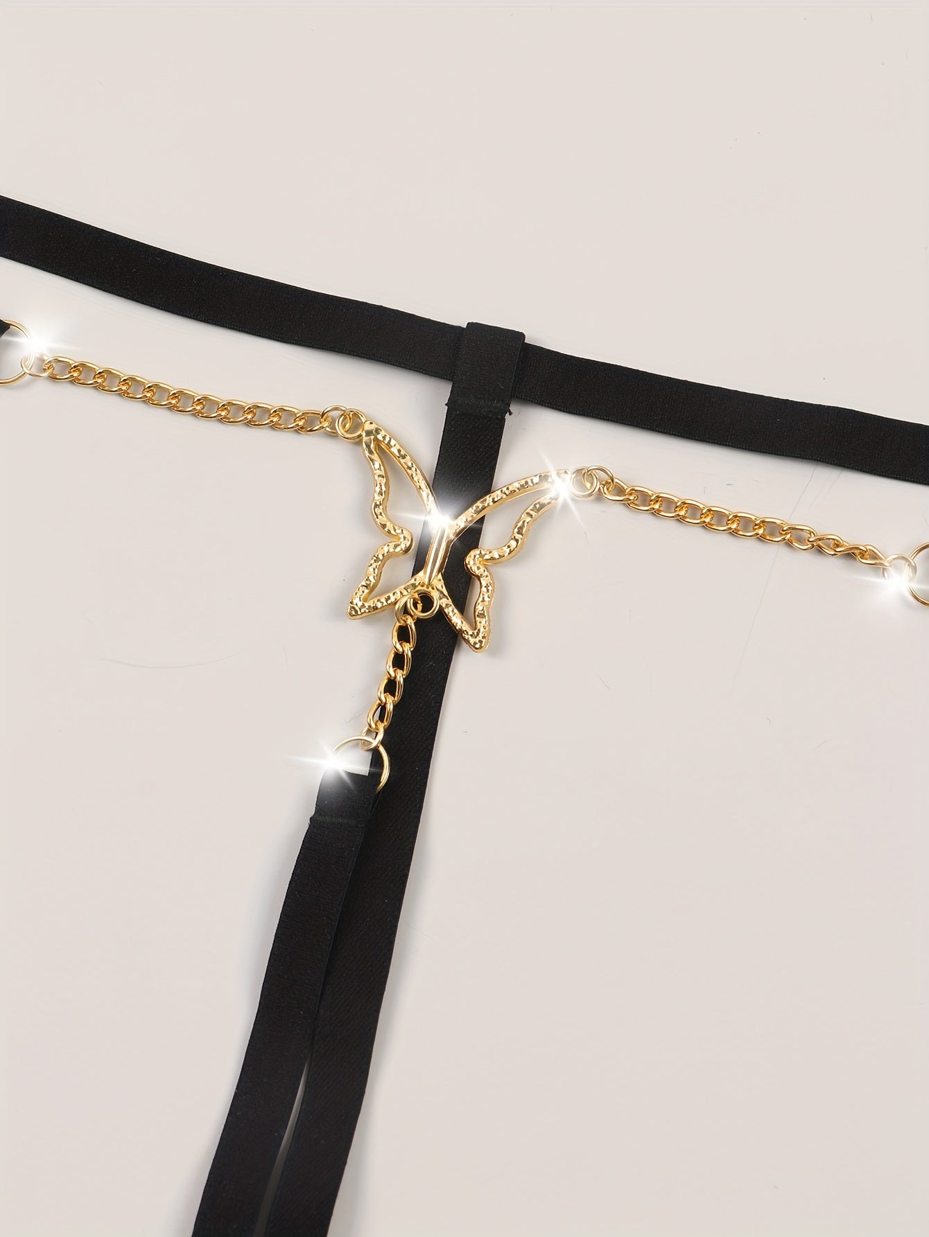 Koʻk rangli jins uslubidagi ichki kiyimlar, sharf bilan va oltin zanjir detallari bilan, naylon elastan, qoʻlda yuvish