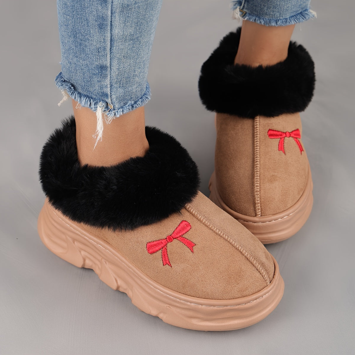 Unisex Short Boots Warm Snow Shoes for Autumn Winter Black White