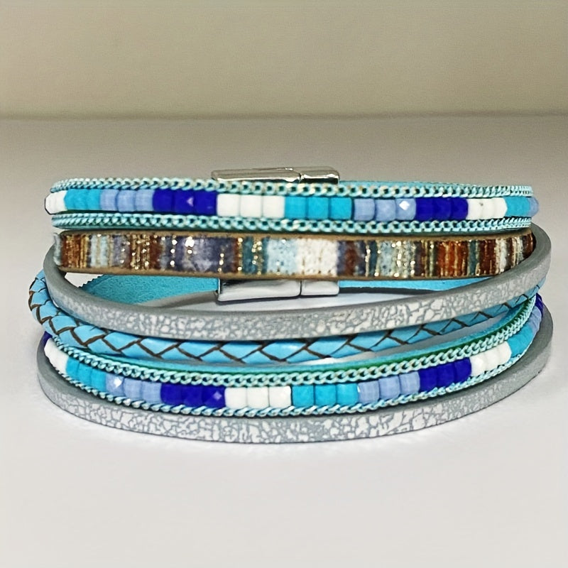 Boho-Chic PU teri bilaguzuk, magnit qopqog'i bilan - jigarrang, bej va ko'k ranglarda qatlamli dizayn, tasodifiy kiyimlar yoki sovg'a uchun retro bohem uslubi, vintage PU teridan tayyorlangan tasodifiy har kuni taqiladigan bilaguzuk