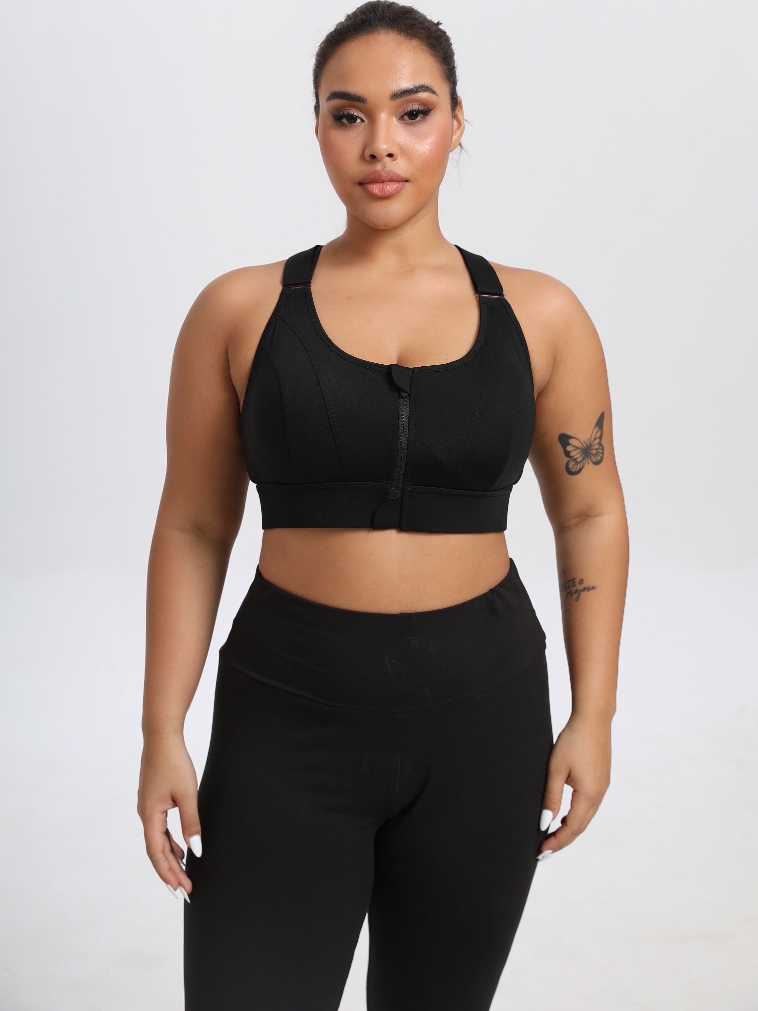Plus Size Women's Black Sports Bra with Zipper and Adjustable Straps