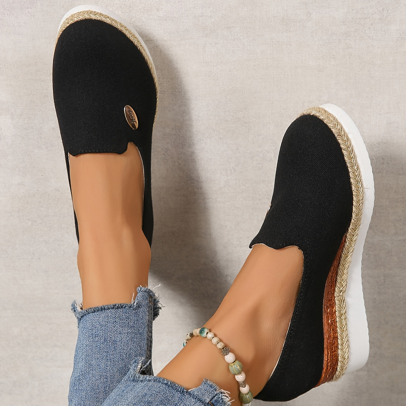 Plus Size Women's Slip-On Loafers With Cushioned Sole and Breathable Fabric