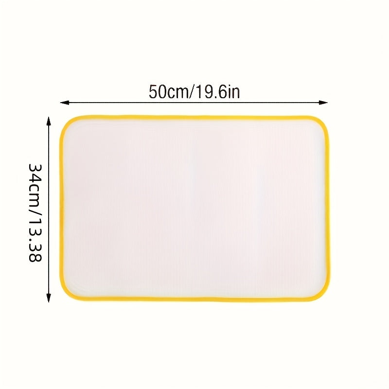 Qizishga chidamli to'r bilan mustahkam dazmol pad - dazmol taxtasi va kiyimlarni qizish zararlanishidan osonlik bilan himoya qiladi, elektr energiyasi talab qilinmaydi.