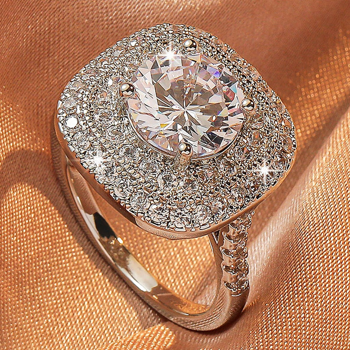 Women's Zirconia Ring for Weddings and Special Events