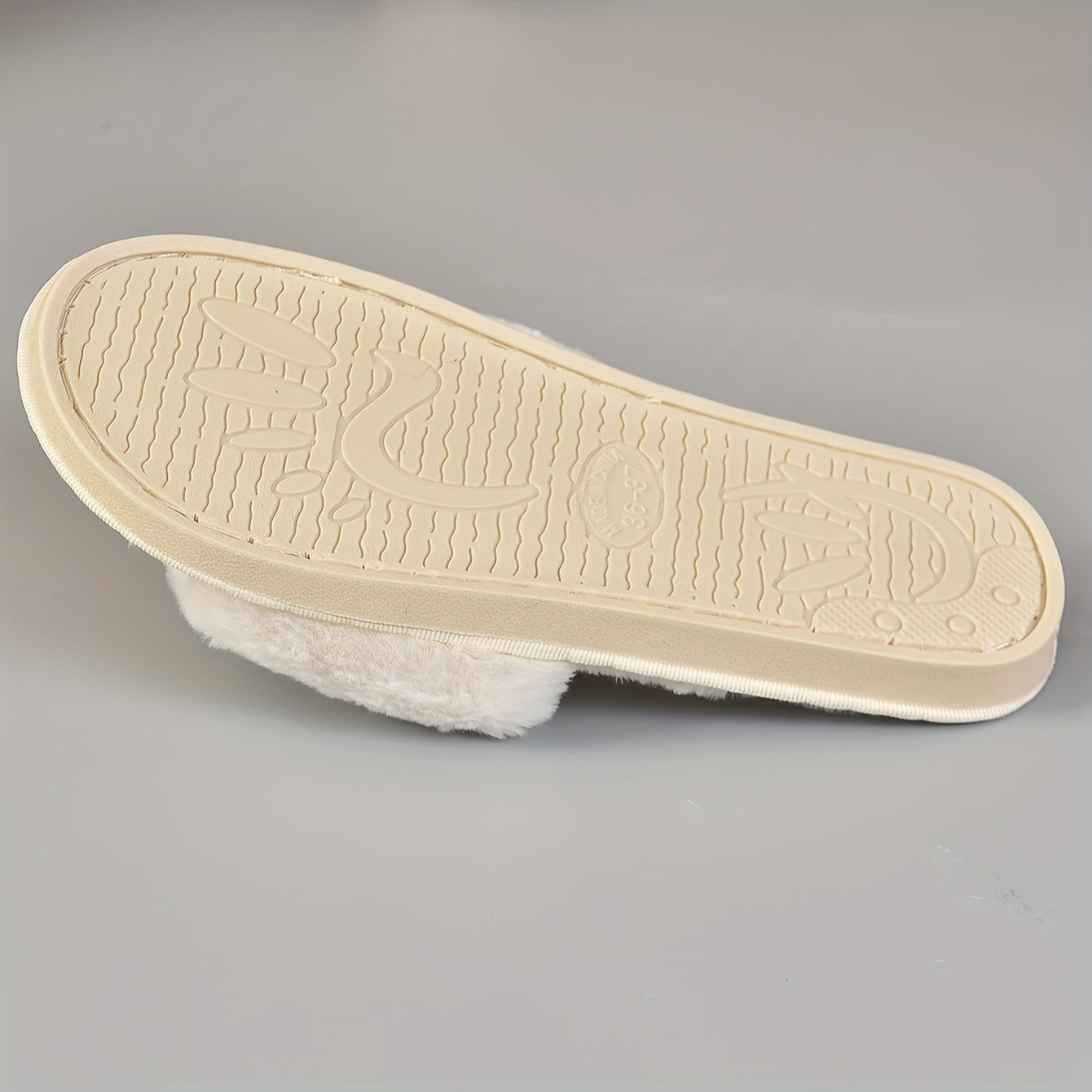 Women’s Plush Fleece Slippers with Gold Chain Accents Indoor House Shoes