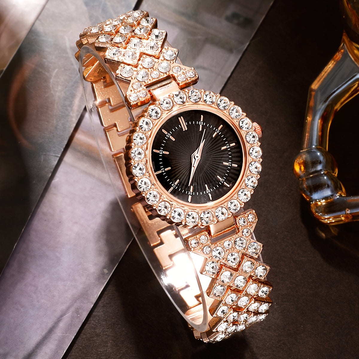 Ayollar uchun 5 ta nafis moda analog soatlari to'plami, rhinestones va kvarts bilan