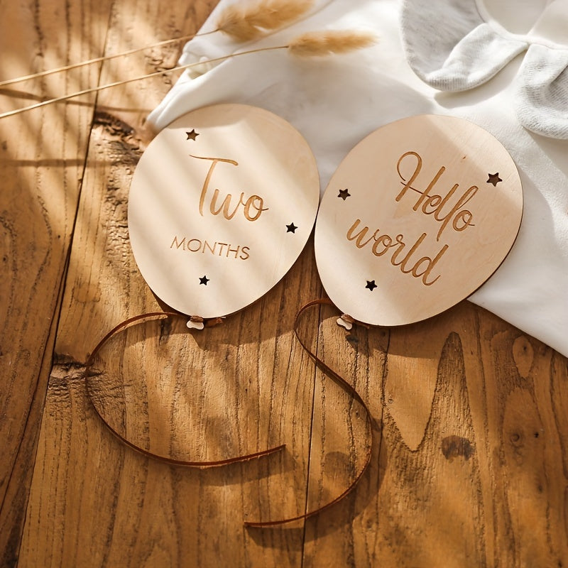 Set of Wooden Milestone Cards Light Brown Balloon Design for Baby First Year