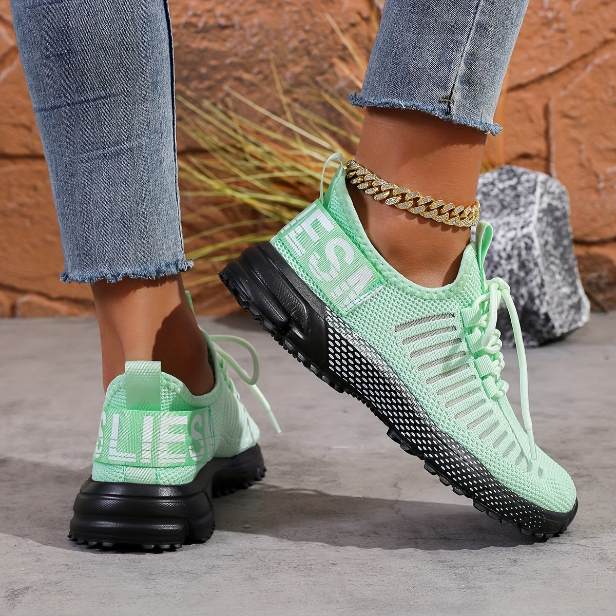 Plus-Size Women's Casual Sneakers Breathable Elastic Soles Running Hiking