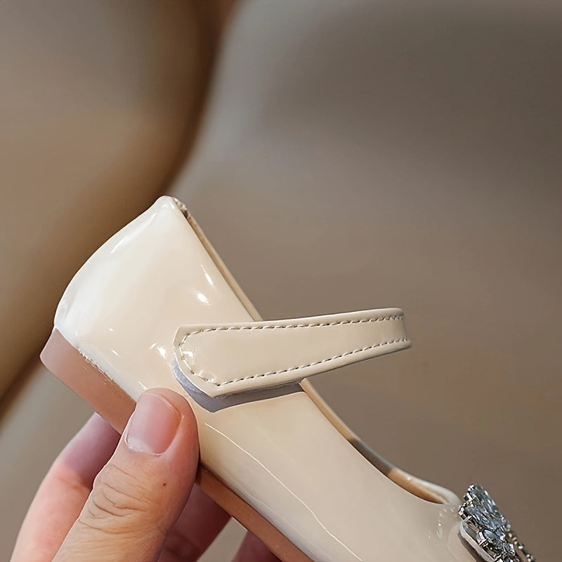 Qizlar uchun zamonaviy rhinestone tekis poyabzal, bahor uchun yumshoq va engil.